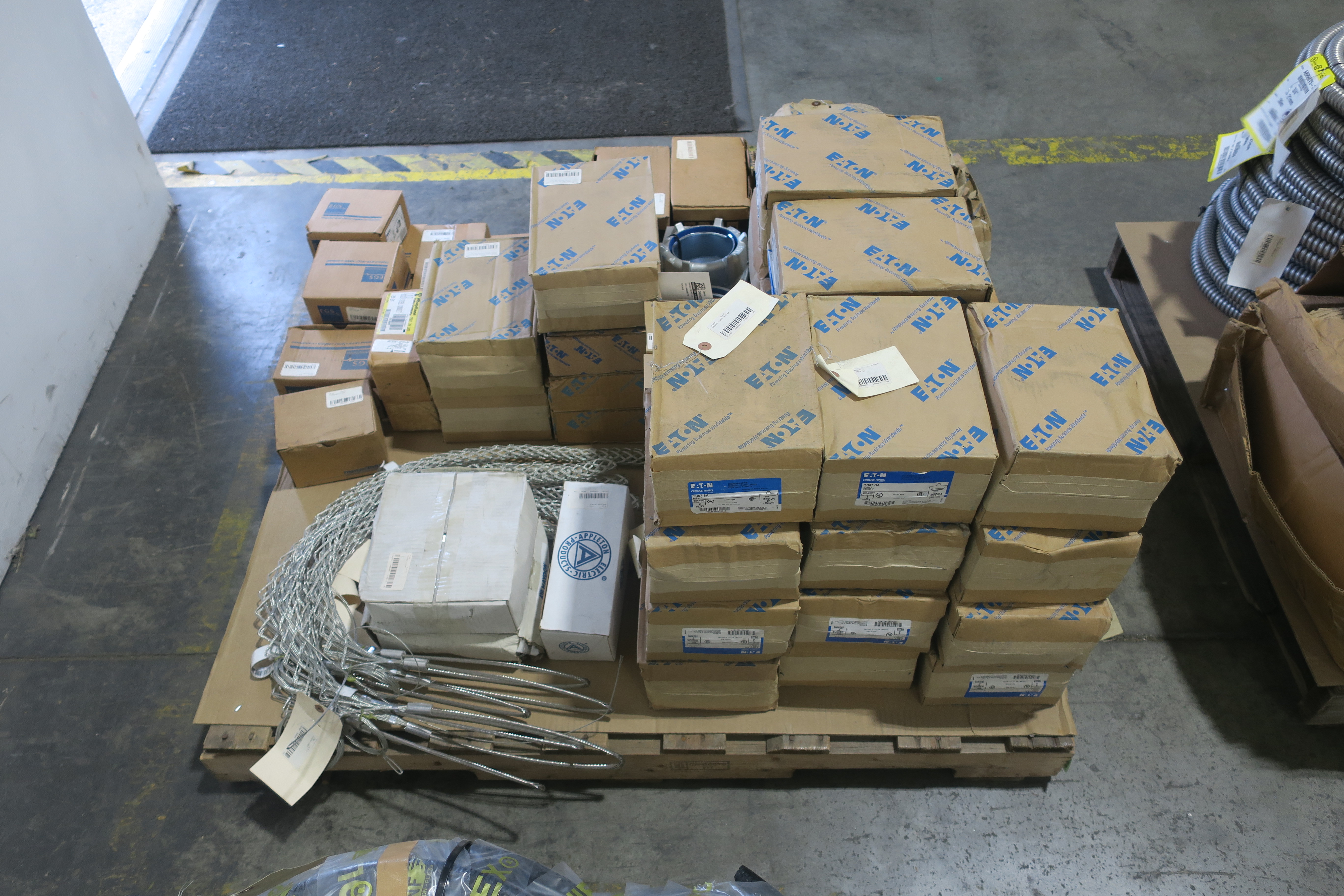 SKU 1785560 - 4 PALLETS OF ASSORTED CONDUIT - CONDUIT