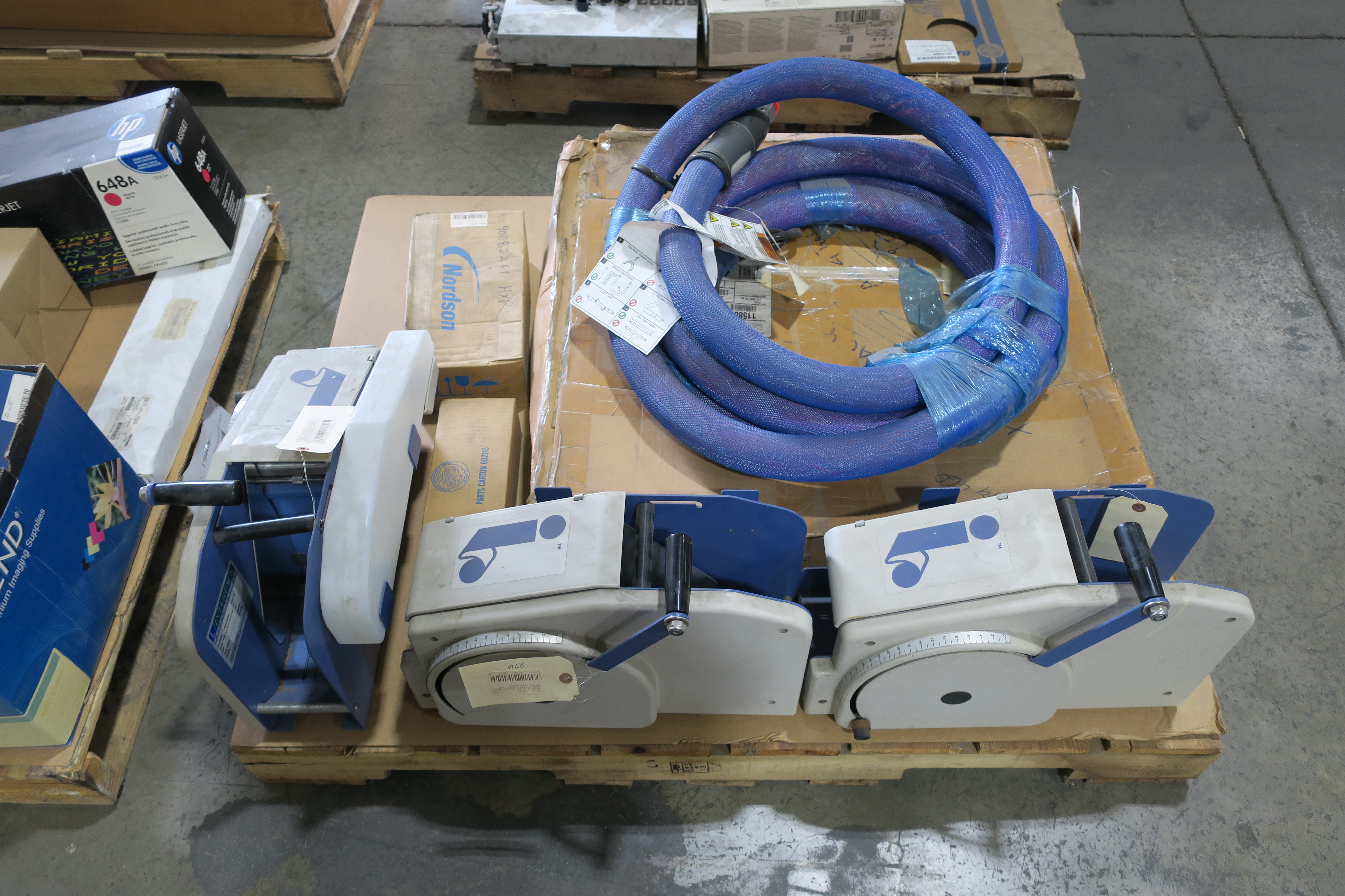 SKU 1784475 - 4 PALLETS OF ASSORTED PACKAGING AND LABELING - PACKAGING