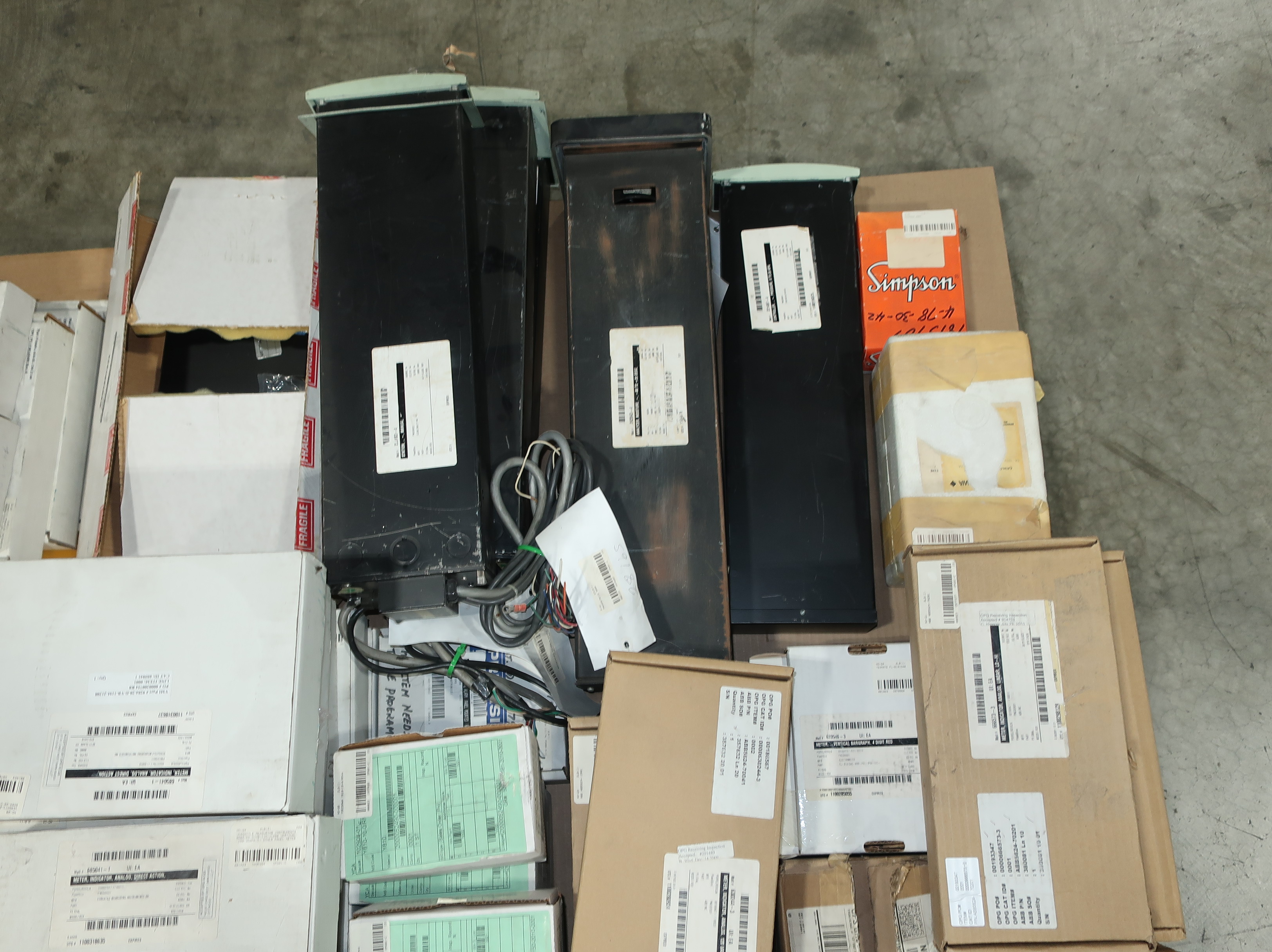 SKU 1775579 - 2 PALLETS OF ASSORTED PANEL METERS - PANEL METERS