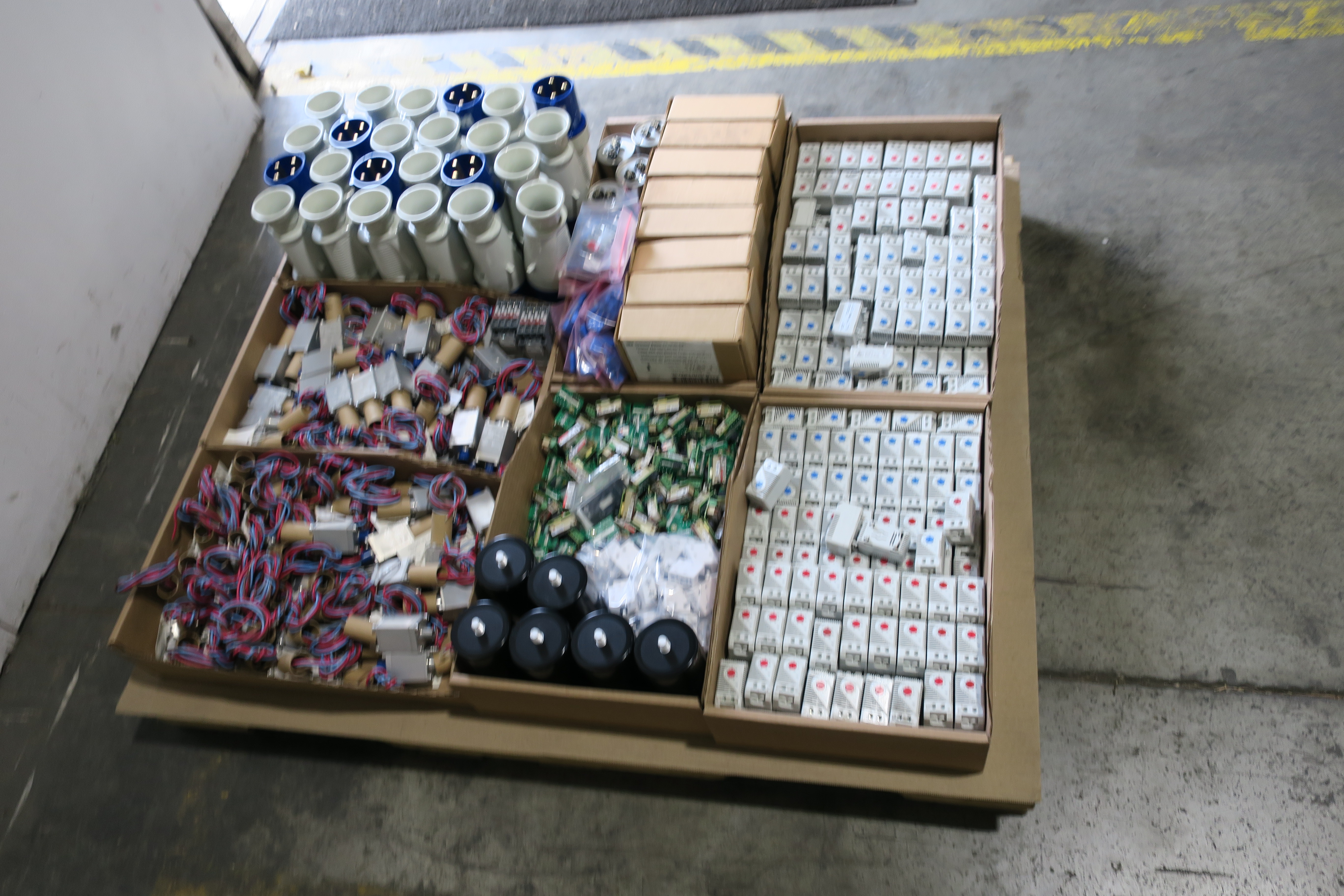 SKU 1784043 - 2 PALLETS OF ASSORTED ELECTRICAL COMPONENTS - ELECTRICAL COMPONENTS