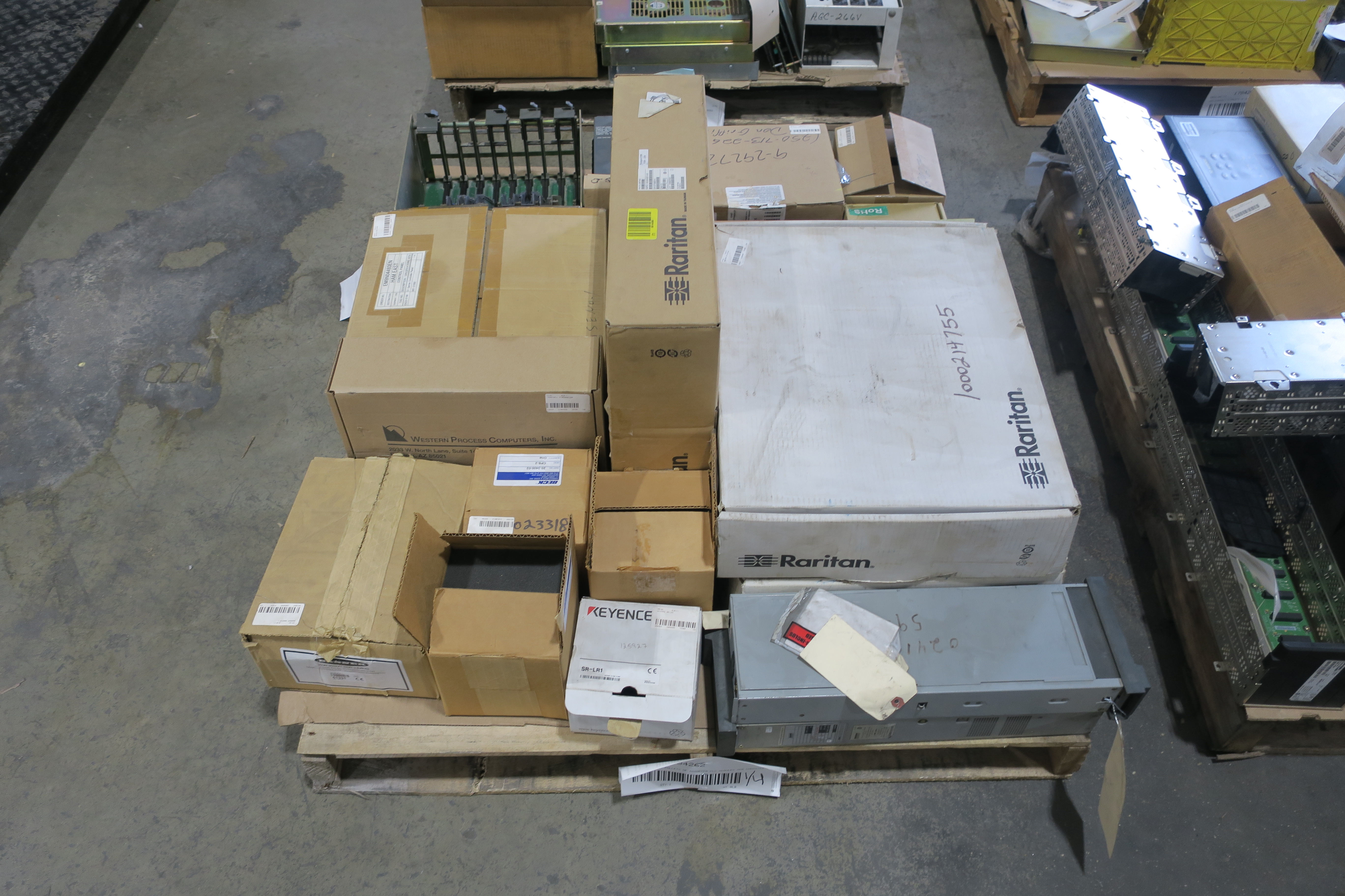 SKU 1784262 - 4 PALLETS OF ASSORTED PLC MODULES AND CHASSIES - PLC MODULES
