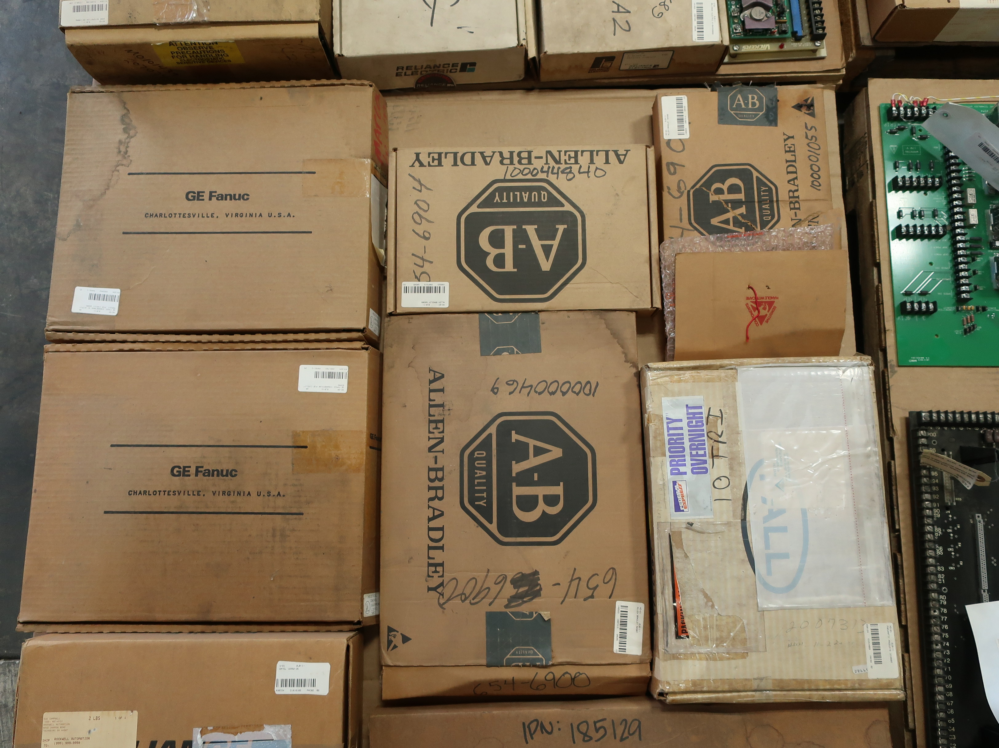 SKU 1773523 - 4 PALLETS OF ASSORTED PCB CIRCUIT BOARDS - PCB CIRCUIT BOARDS