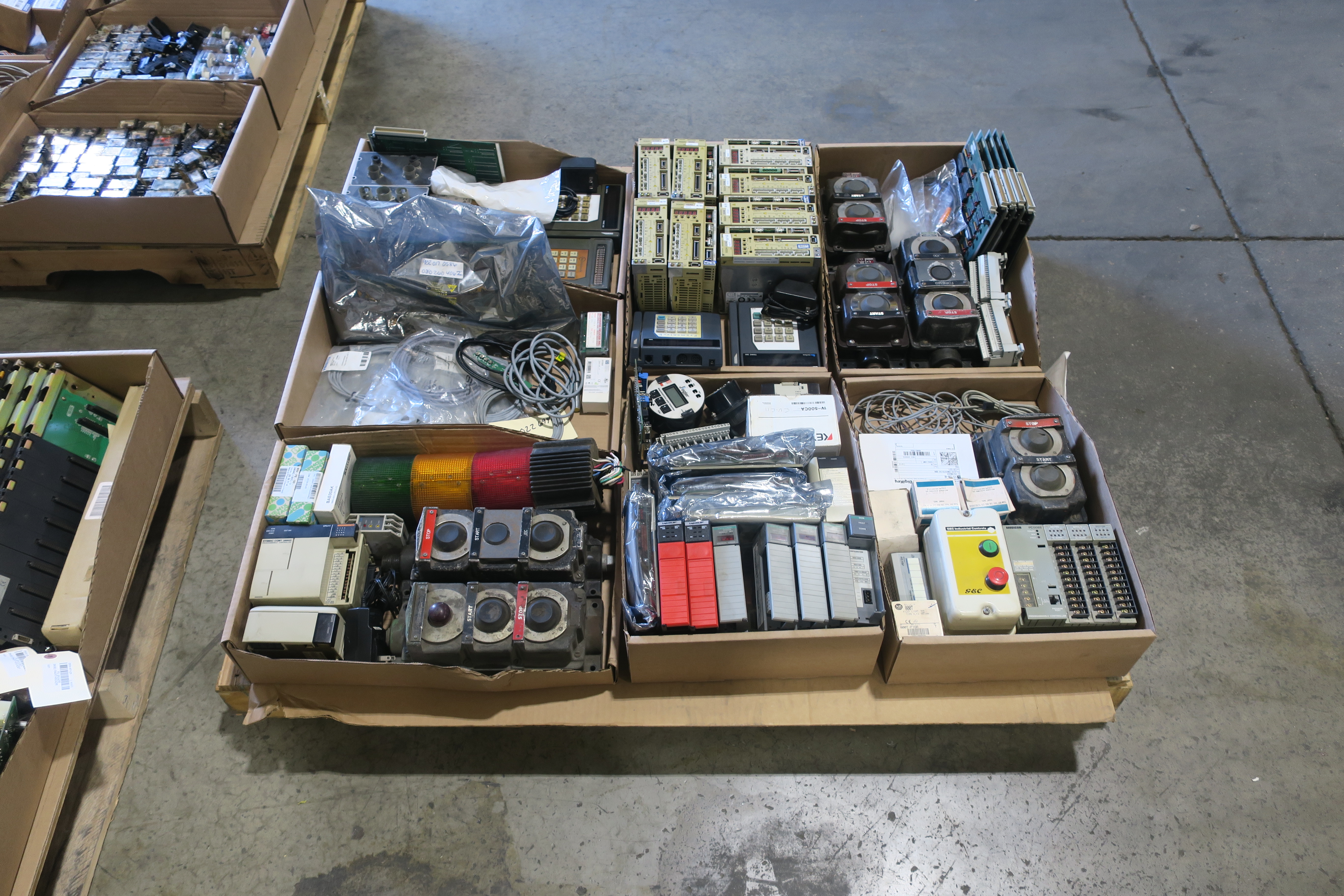 SKU 1786545 - 3 PALLETS OF ASSORTED AUTOMATION - AUTOMATION & CONTROLS