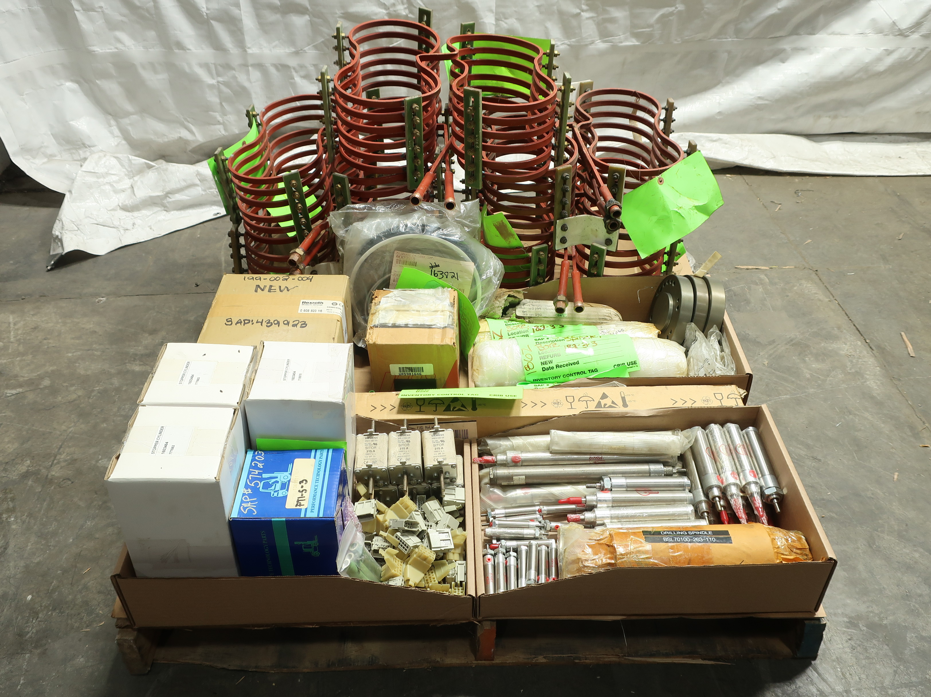 PALLET OF ASSORTED MISCELLANEOUS - MISCELLANEOUS