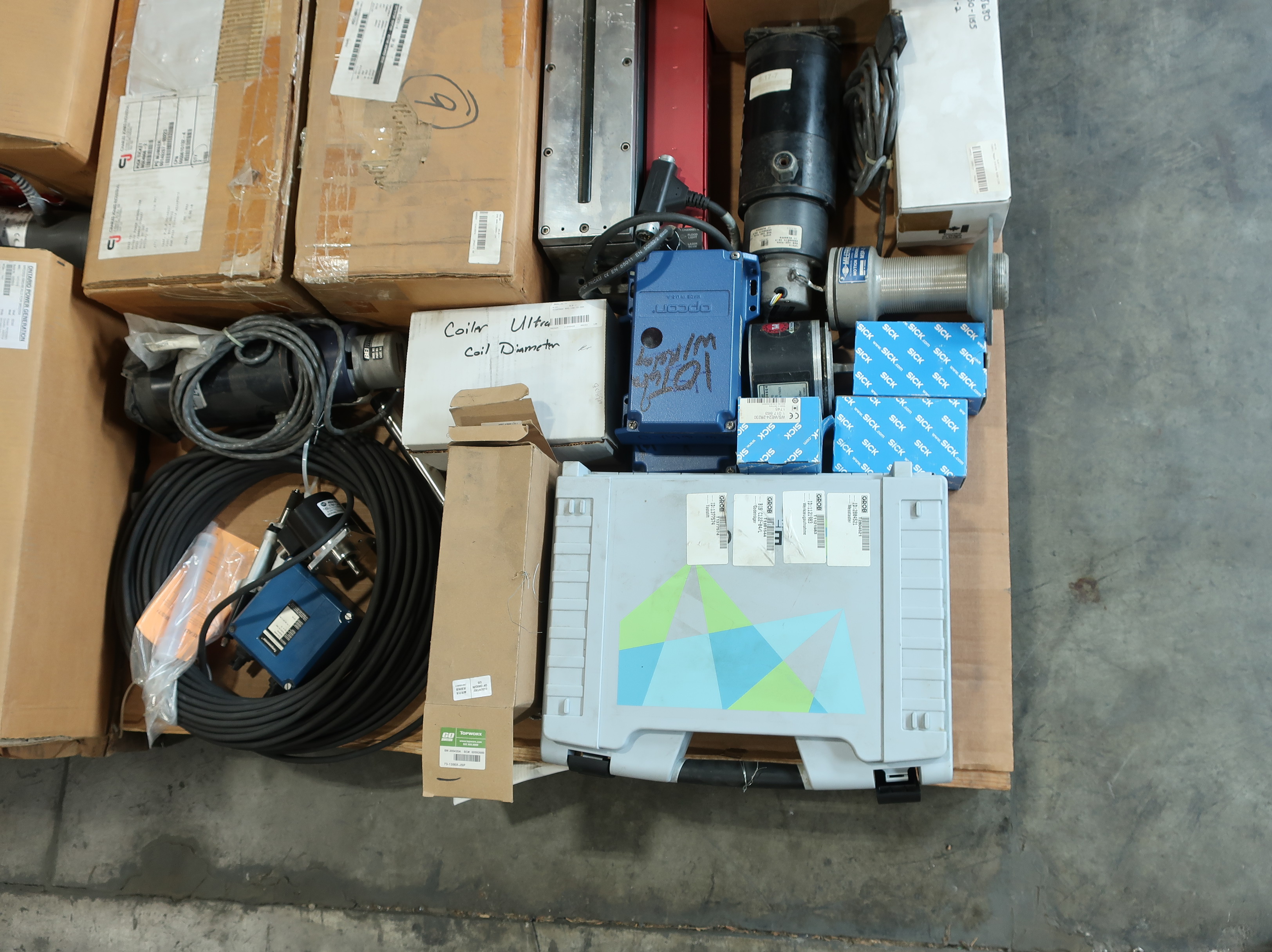 SKU 1777257 - 2 PALLETS OF ASSORTED SENSORS - SENSORS