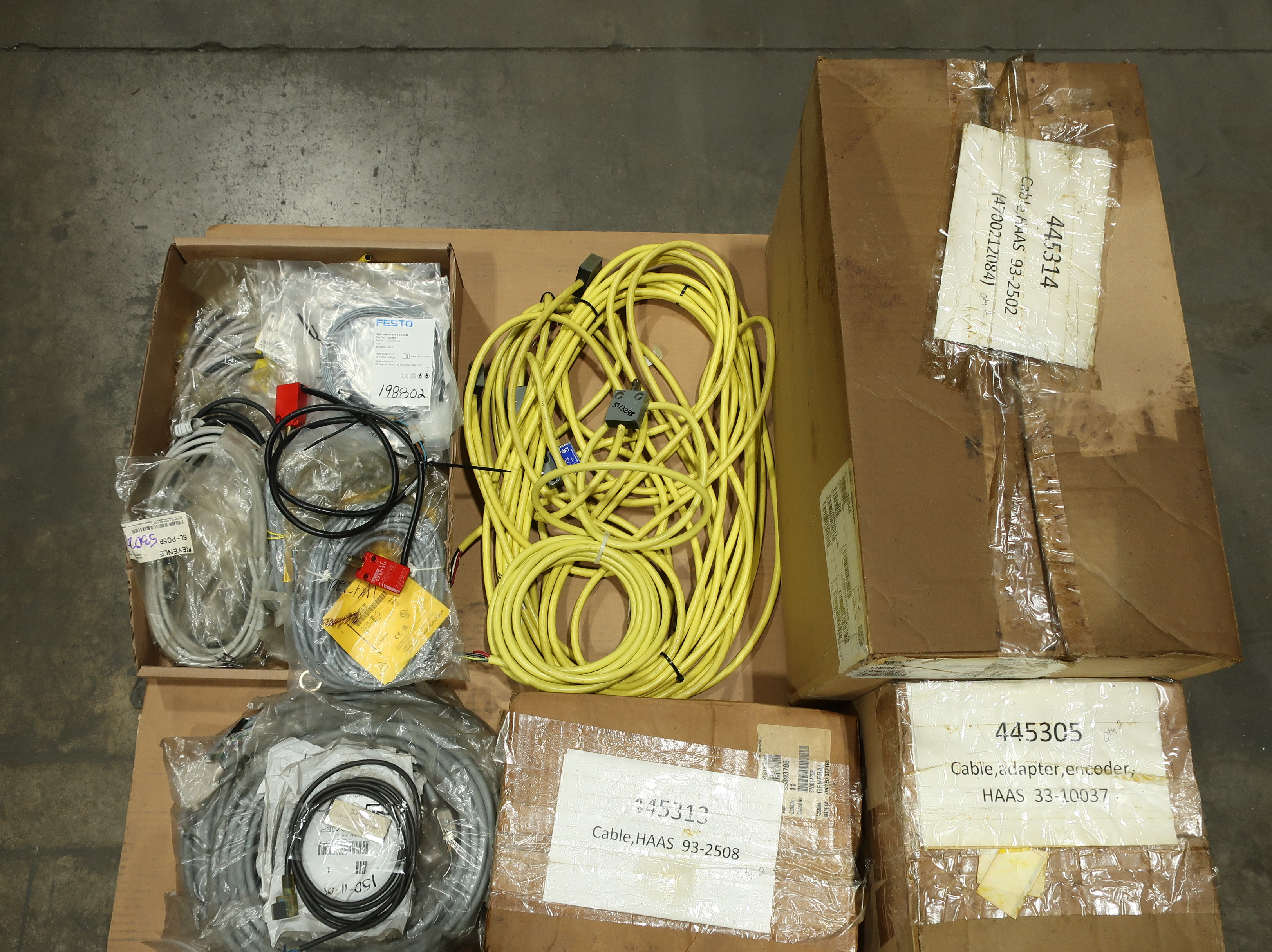 PALLET OF ASSORTED CORDSETS - CORDSET CABLES