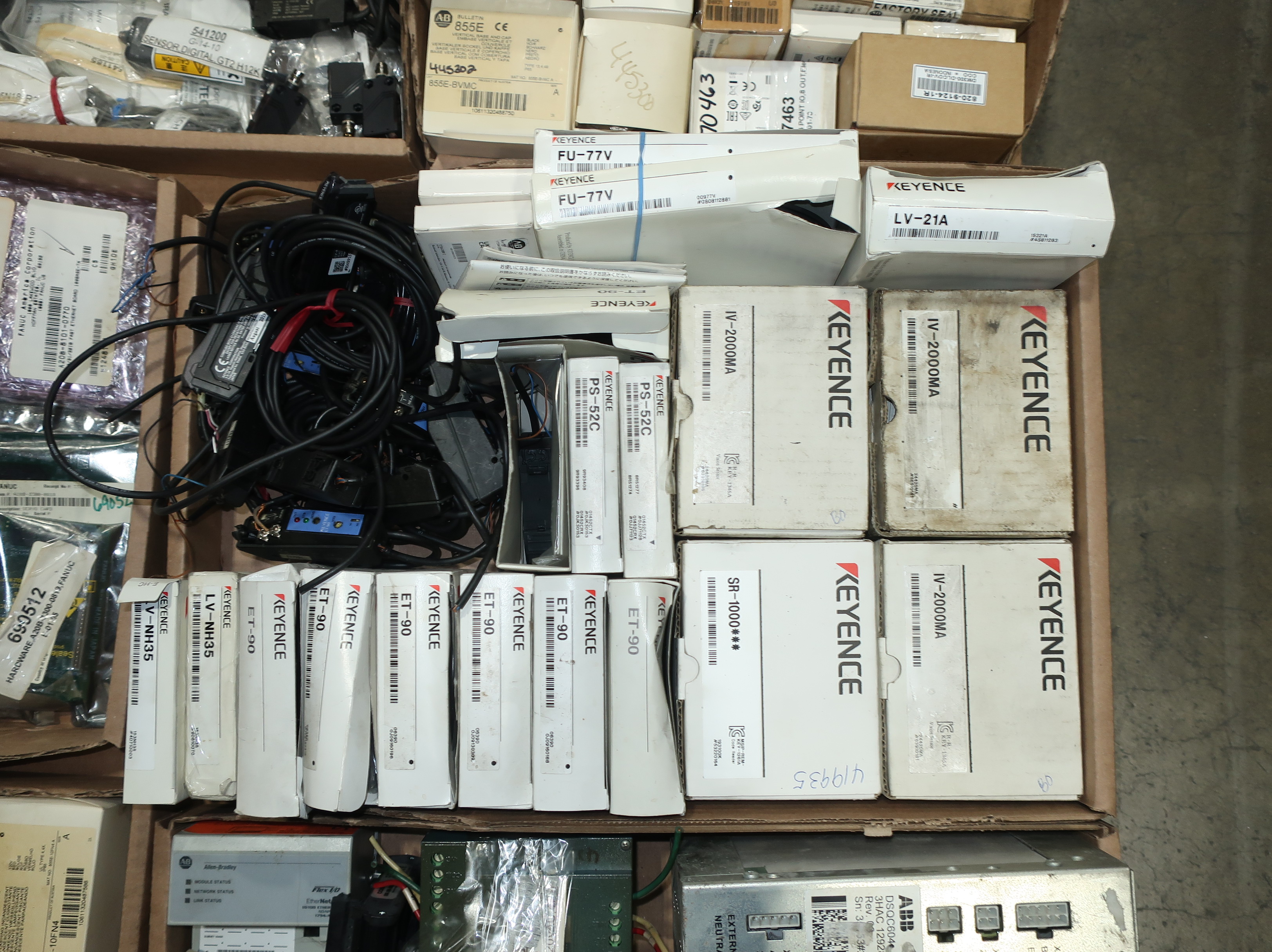 PALLET OF ASSORTED AUTOMATION - AUTOMATION & CONTROLS