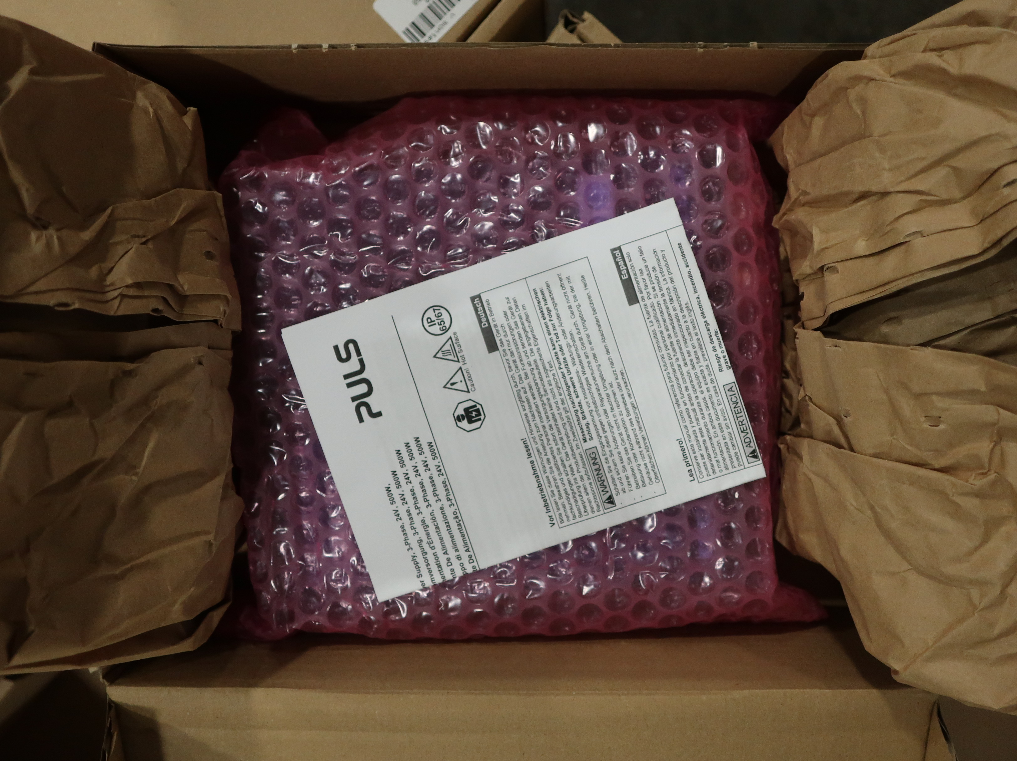 SKU 1775929 - LOT OF 26 PLUS FTP500.245-018-103 500W 3-PHASE POWER SUPPLY - POWER SUPPLIES