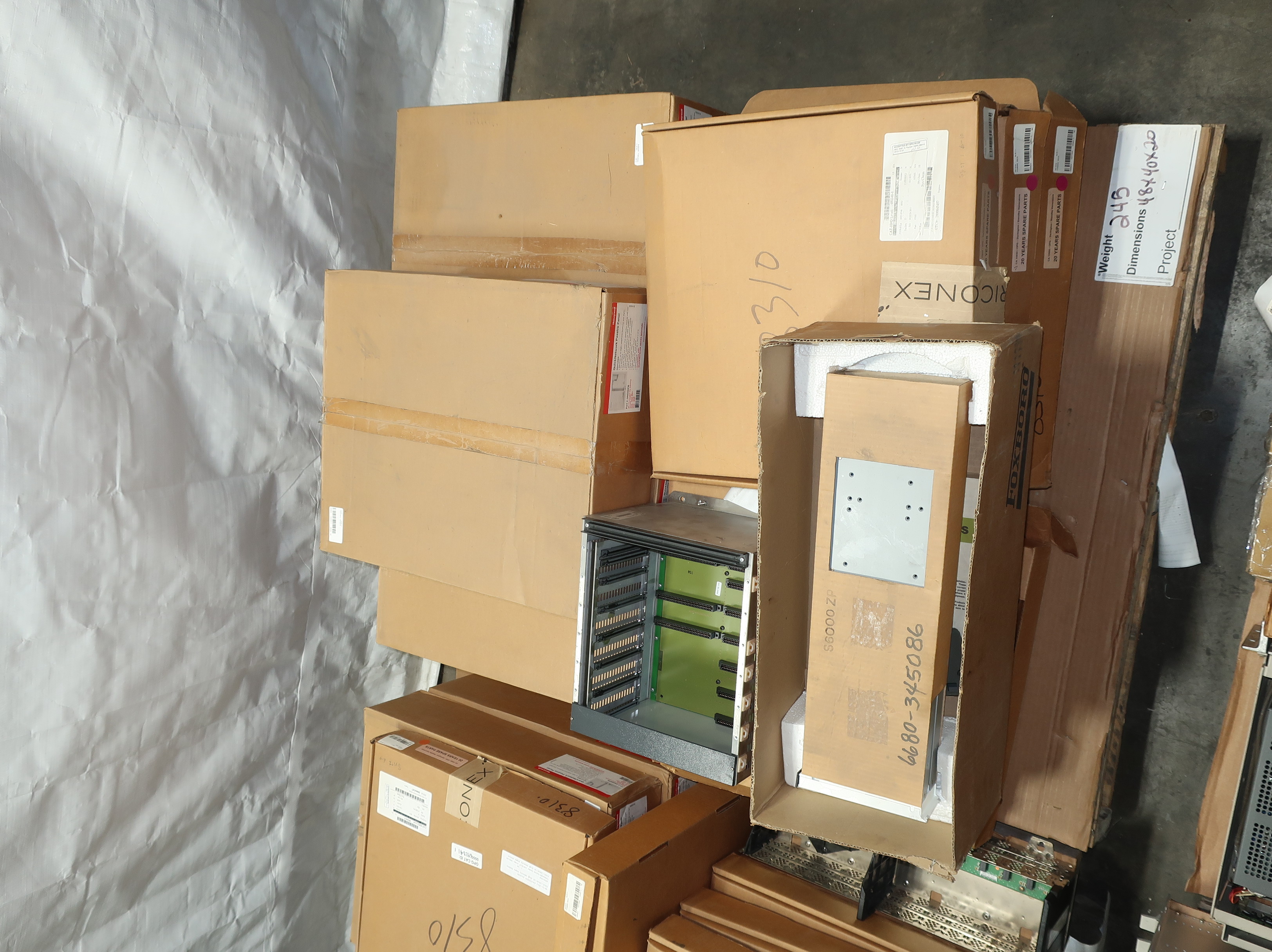 SKU 1778186 - 4 PALLETS OF ASSORTED PLC MODULES AND CHASSIS - AUTOMATION & CONTROLS