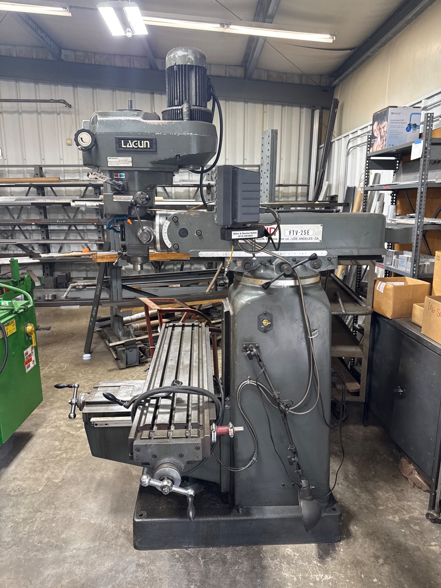 LAGUN FTV-2SE Vertical Milling Machine, 3 HP, R8 Spindle, 4250 RPM, 54x11 in Table - VERTICAL MILLING MACHINES