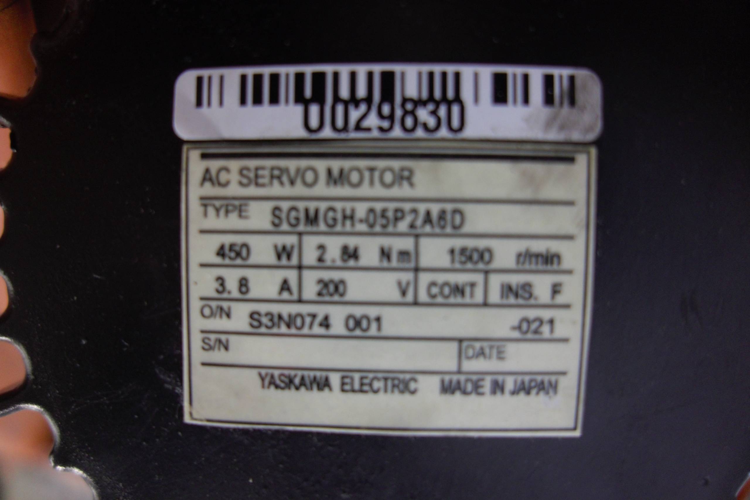 SKU 1785005 - 2 PALLETS OF ASSORTED SERVO MOTORS - SERVO MOTORS