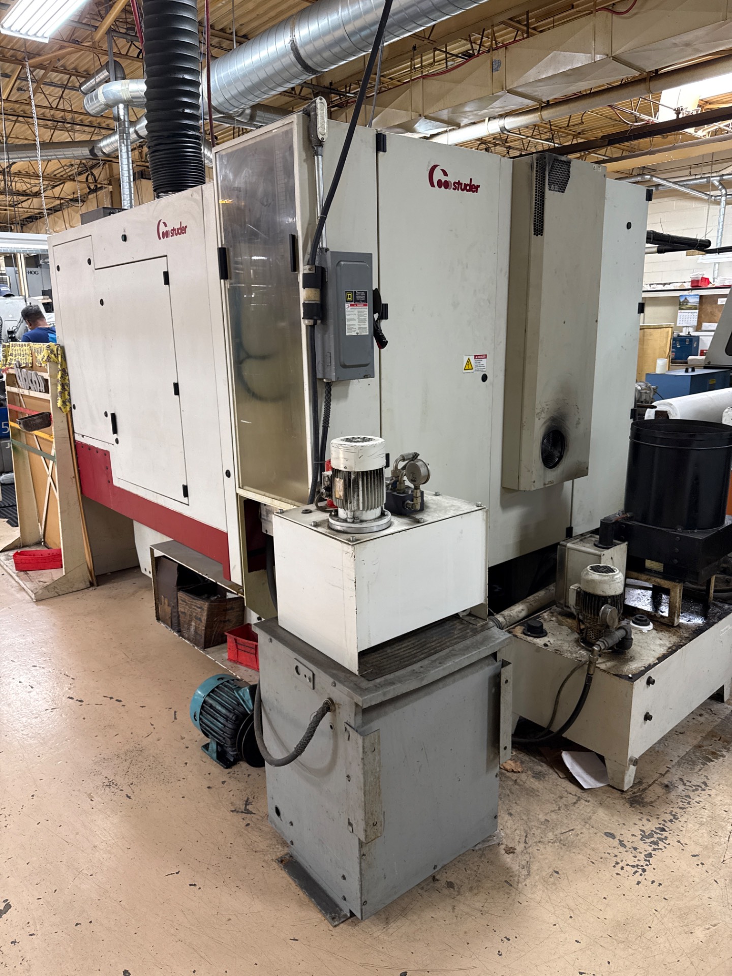 Studer S32 CNC Cylindrical Grinder - 20" Wheel, 176 lb Capacity, 61820 Hrs - CYLINDRICAL GRINDERS