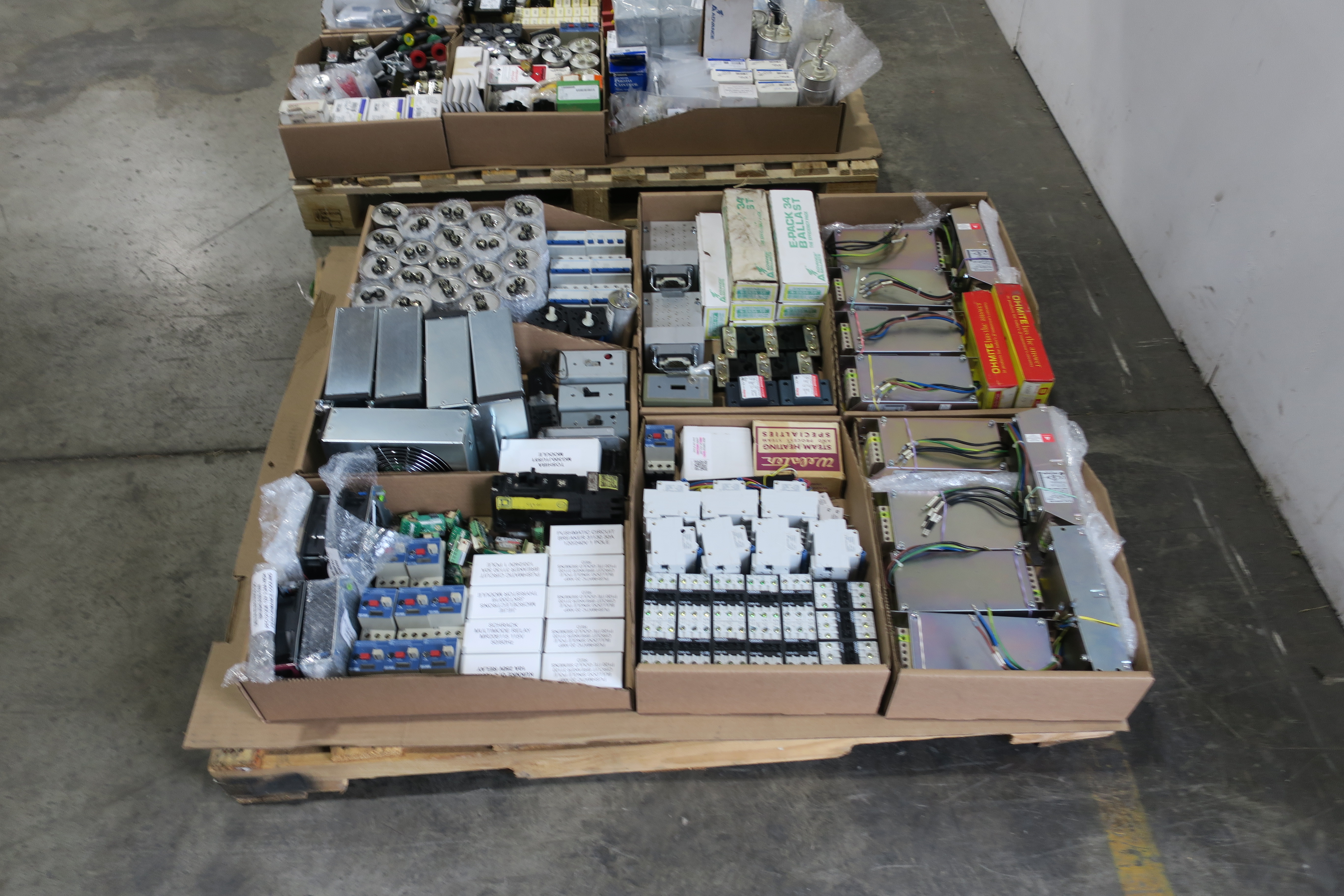 SKU 1784097 - 2 PALLETS OF ASSORTED ELECTRICAL COMPONENTS - ELECTRICAL COMPONENTS