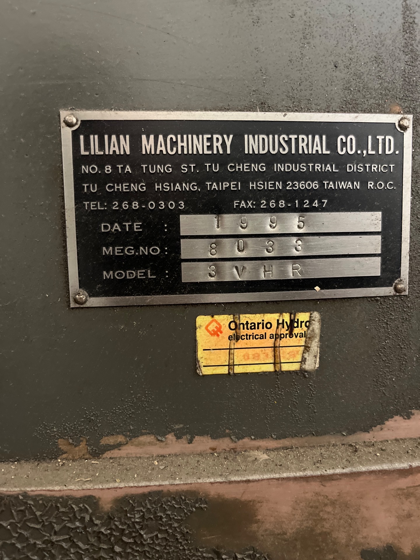 1995 Lilian Machinery 3VHR Vertical Milling Machine - 50" Table, 4200 RPM, 3 HP - VERTICAL MILLING MACHINES