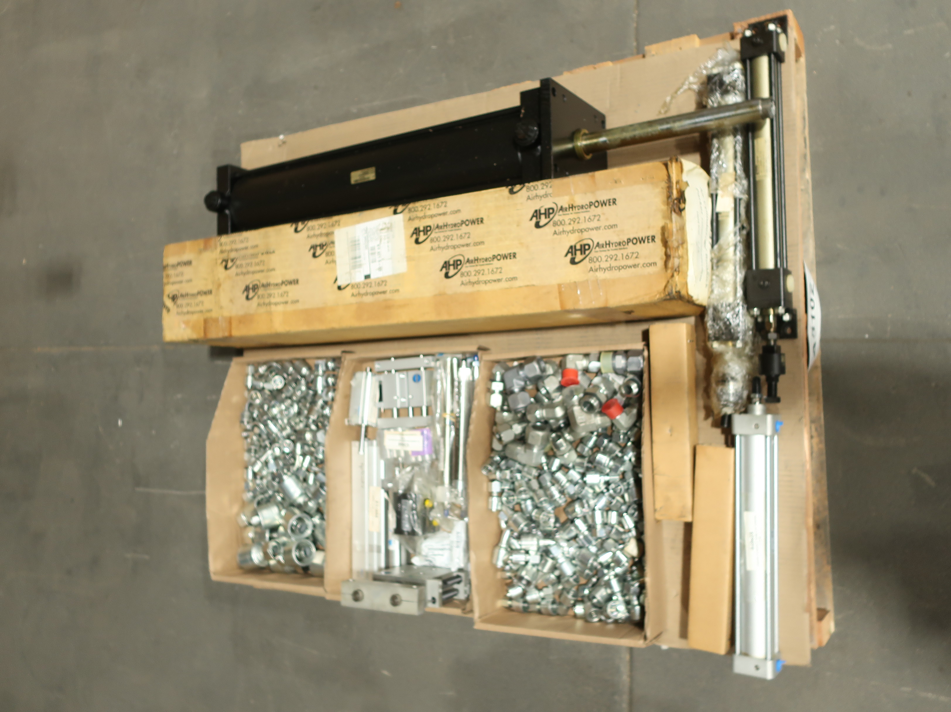 PALLET OF ASSORTED MISCELLANEOUS - MISCELLANEOUS