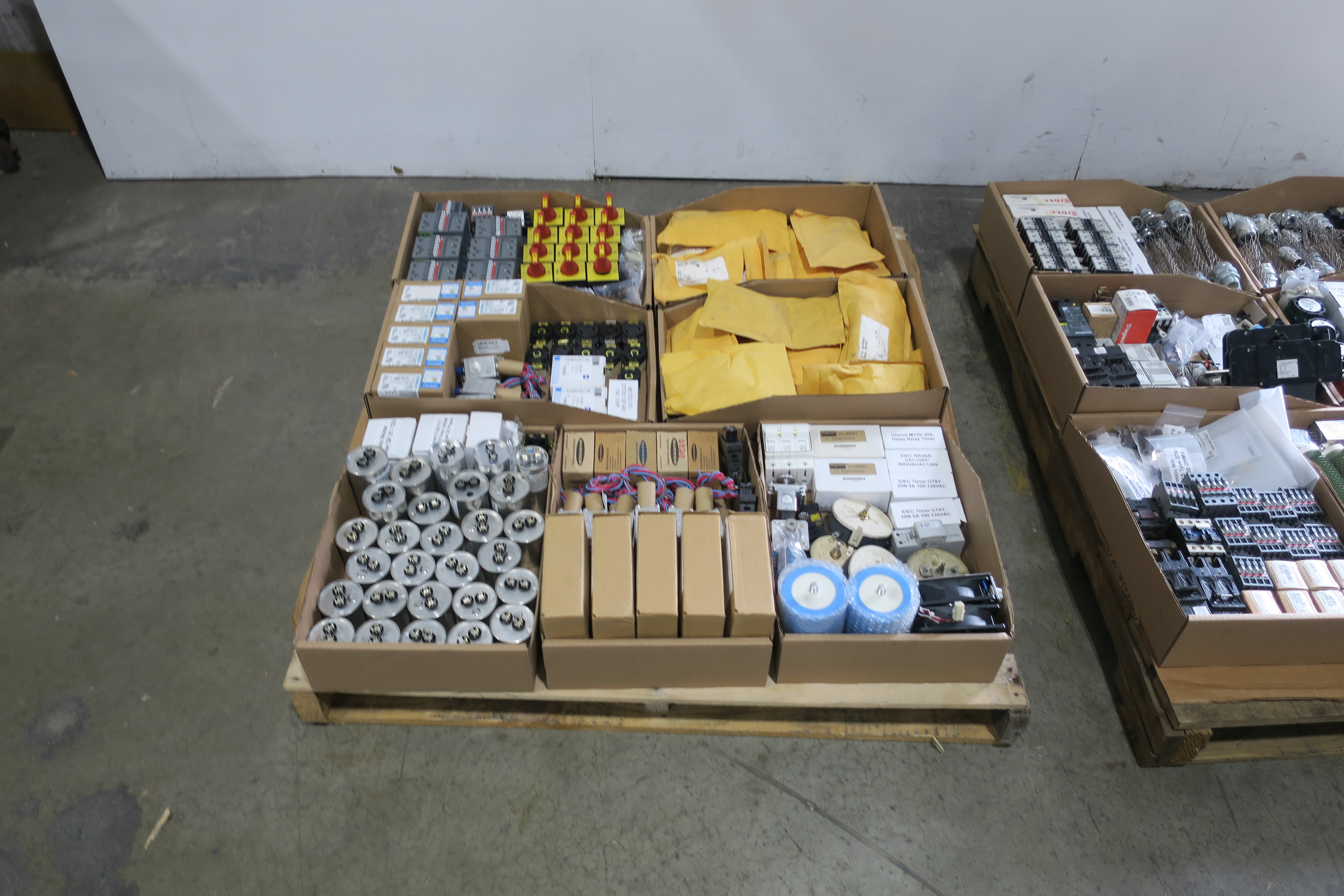 SKU 1784355 - 2 PALLETS OF ASSORTED ELECTRICAL COMPONENTS - ELECTRICAL COMPONENTS