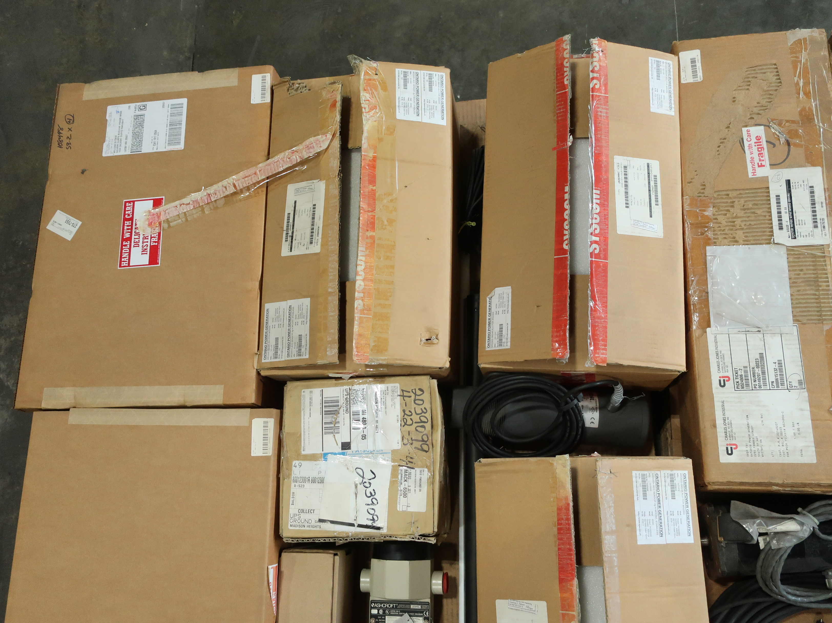 SKU 1777257 - 2 PALLETS OF ASSORTED SENSORS - SENSORS