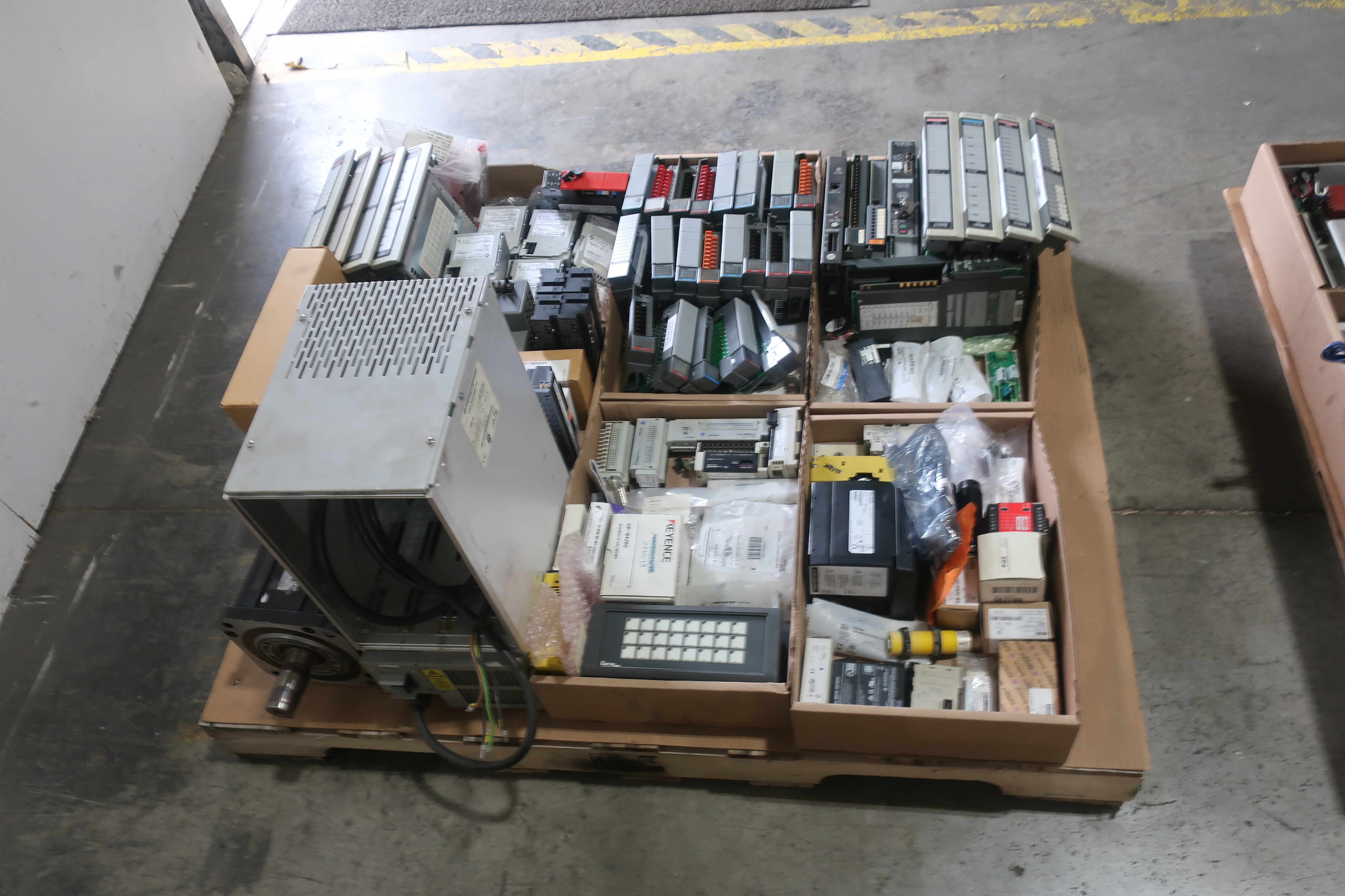 SKU 1764951 - 4 PALLETS OF ASSORTED AUTOMATION - AUTOMATION & CONTROLS