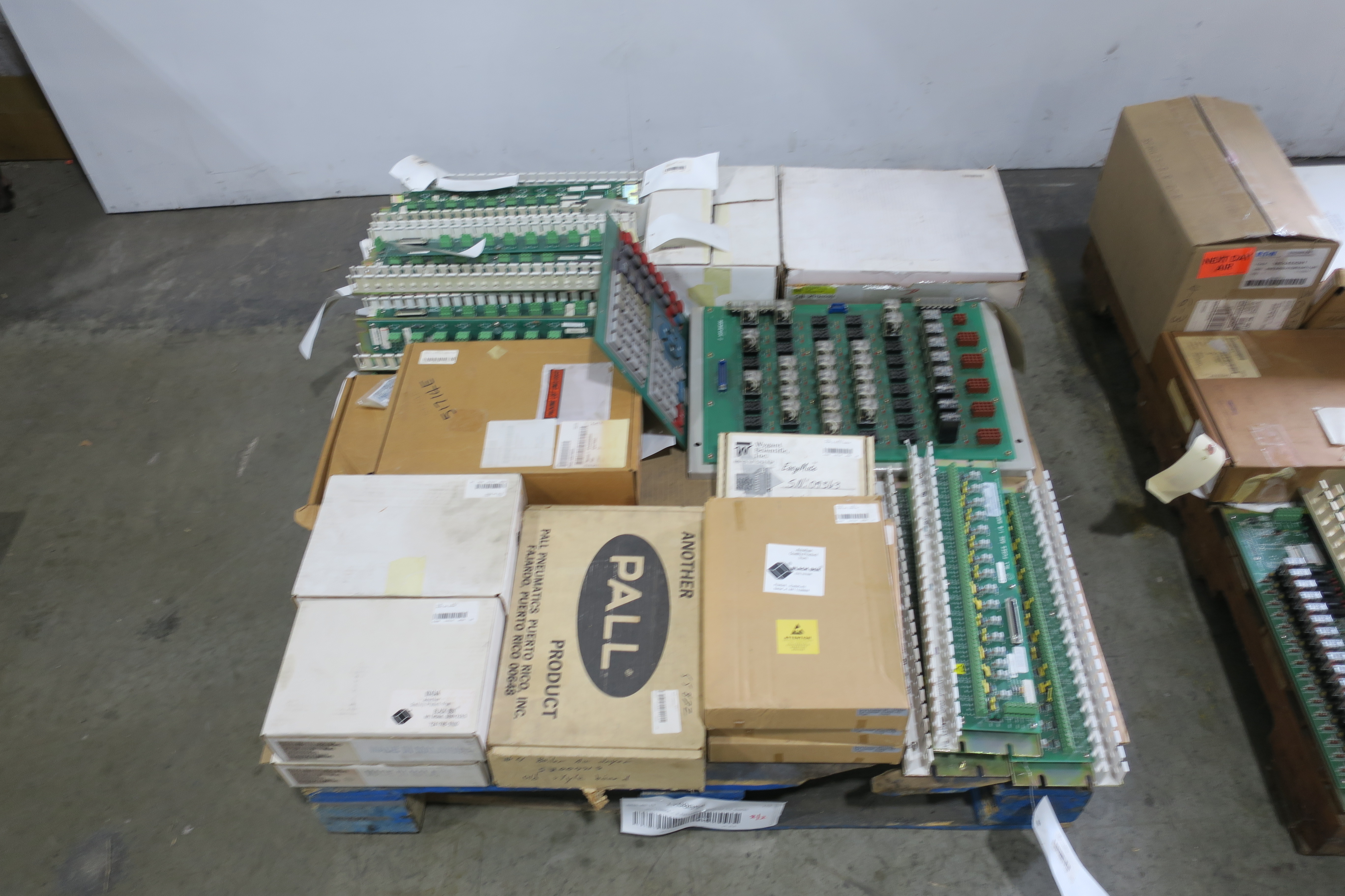 SKU 1780854 - 2 PALLETS OF ASSORTED PCB BOARDS - PCB CIRCUIT BOARDS