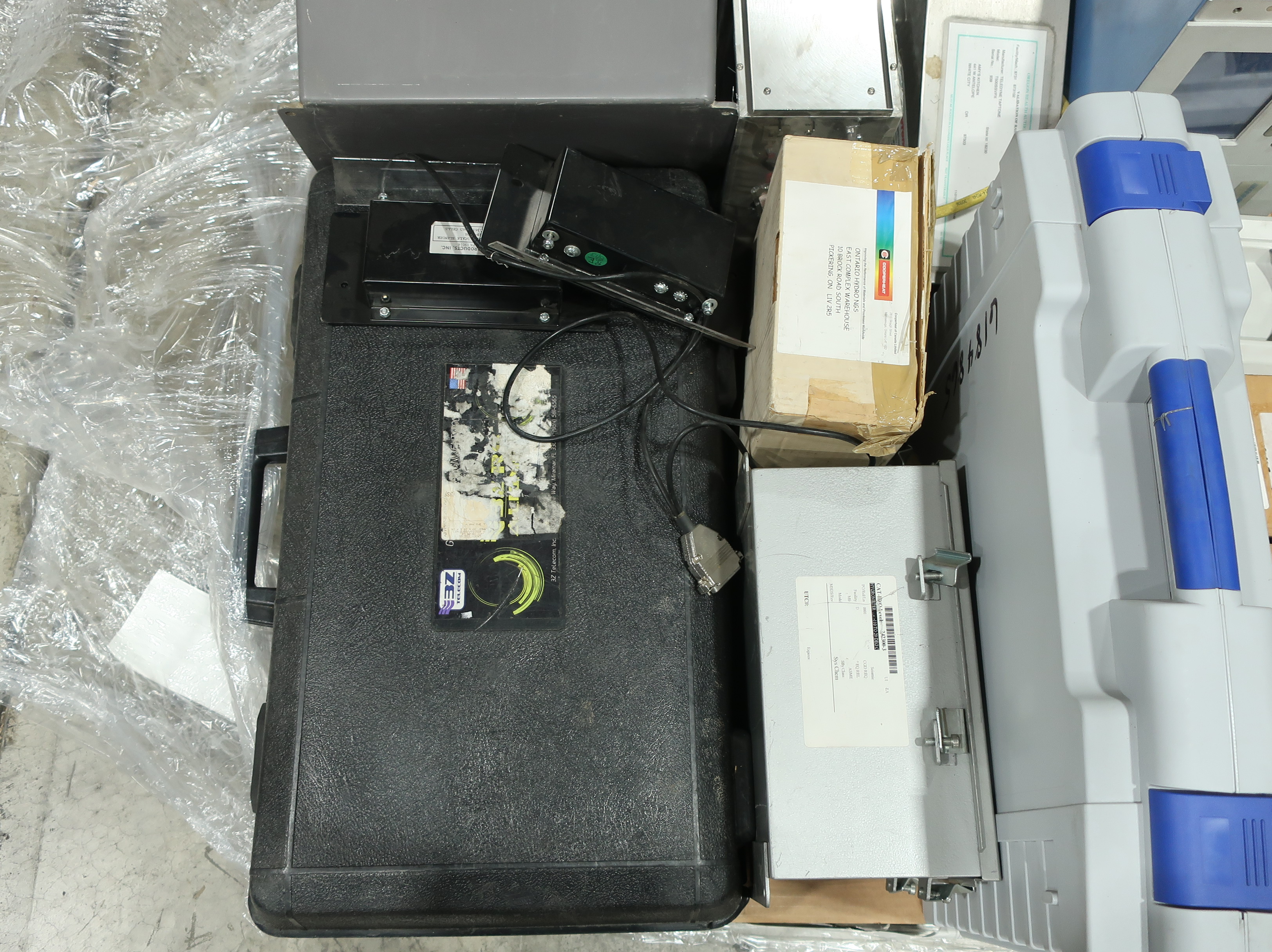 SKU 1785874 - PALLET OF ASSORTED ELECTRICAL TEST EQUIPMENT - LAB & SCIENTIFIC